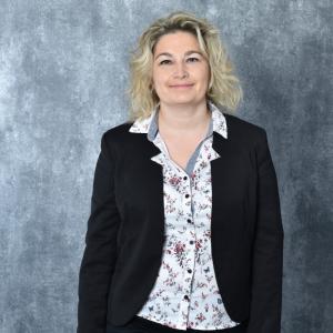 Yasmine Ballay